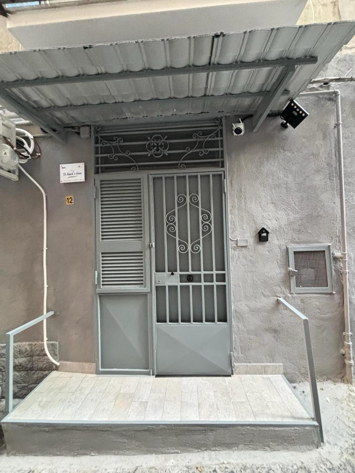 Di Napoli's Appartement *